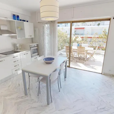 Superbe 3p Avec Terrasse Et Garage Proche Plages A - Fr-1-196-165 Ментона