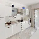 Superbe 3p Avec Terrasse Et Garage Proche Plages A - Fr-1-196-165 شقة